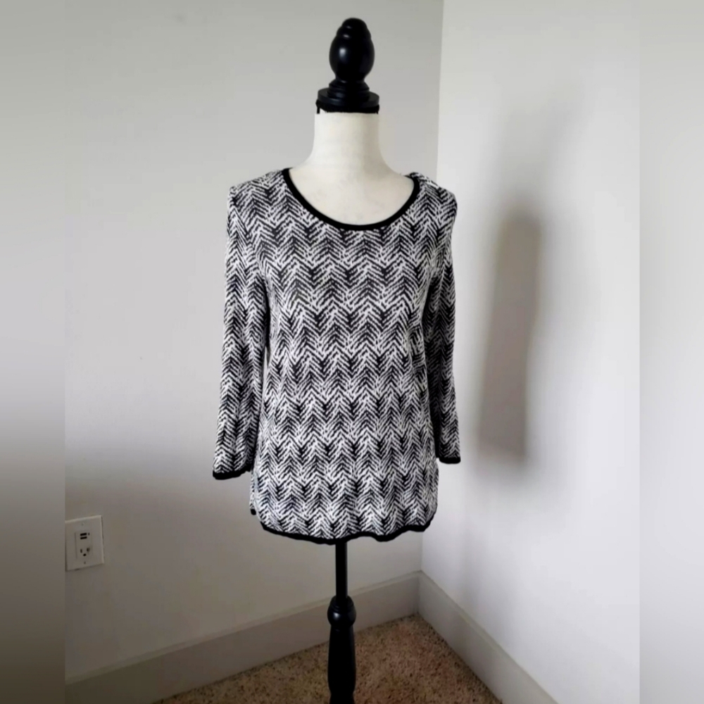 🧡 Vince Camuto black and white cotton sweater long sleeves size small 🧡